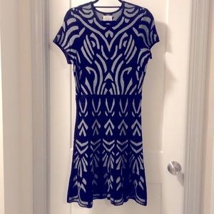 Beige black and gray short sleeve sweater dress